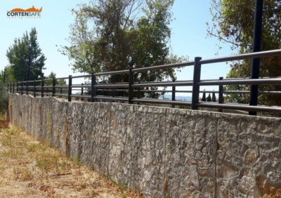 staccionate in acciaio corten per pista ciclabile del fiume Bisenzio - 6