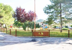 stacionata per parcogiochi