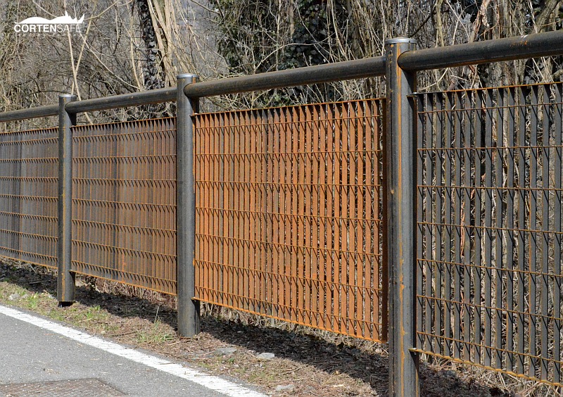 Die neuen Cortenstahl-Geländer der Cles HGC Grid Kollektion - 13