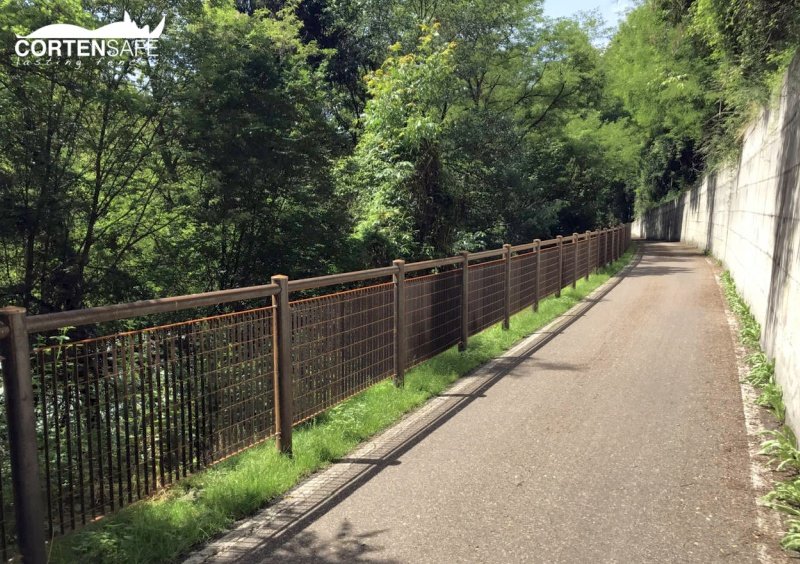 Die neuen Cortenstahl-Geländer der Cles HGC Grid Kollektion - 1bis