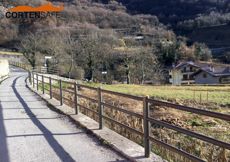Inserimento-ambientale-perfetto-per-le-staccionate-in-corten-di-CortenSafe (2) Inserimento ambientale perfetto per le staccionate di CortenSafe - 2