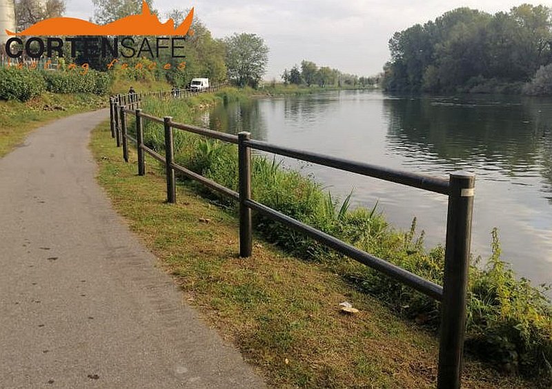 CortenSafe-Zäune für den Treidelpfad am Muzza-Kanal in Paullo (Mailand) - 2