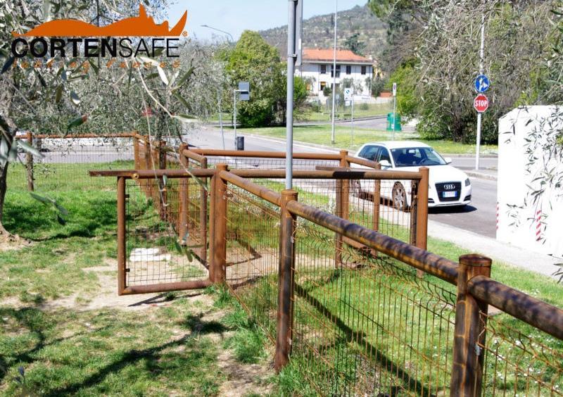 Cortenstahl-Einfriedungen für Hundezonen in Sesto Fiorentino - Florenz - Italien - 4