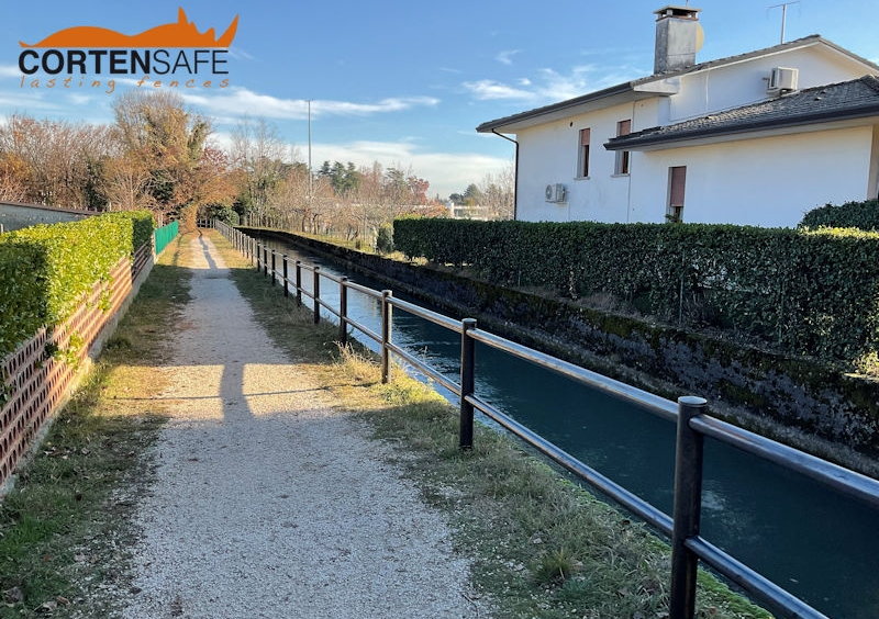 Schutz der Brunico-Zäune für zwei Rad- und Fußwege in Montebelluna (TV) - 5