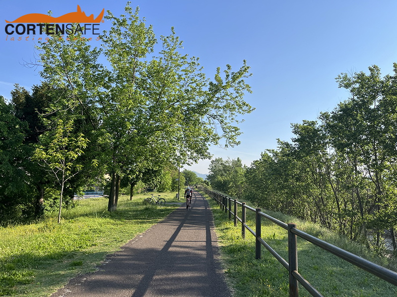 Staccionate-in-Corten-per-il-tratto-della-pista-ciclabile-Agno-Gua-di-Trissino-Vicenza-4 Staccionate in Corten per il tratto della pista ciclabile Agno-Guà di Trissino - Vicenza - 4
