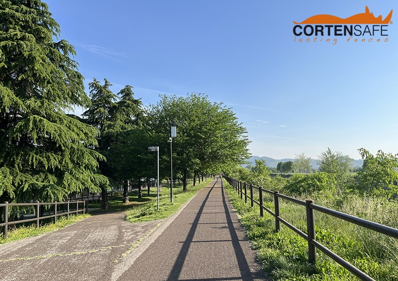 3.000 Meter des Cortenstahlzauns - Modell Brunico H2C - 1