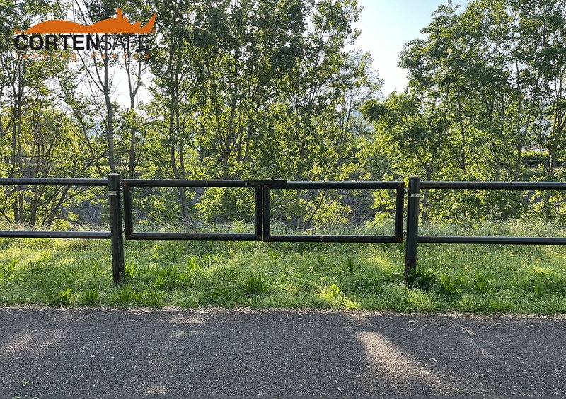 3.000 Meter des Cortenstahlzauns - Modell Brunico H2C - 2