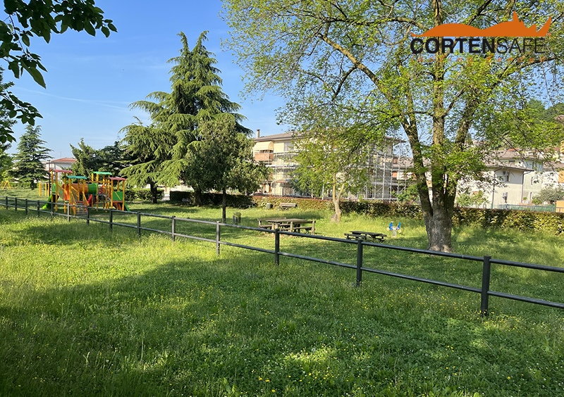 3.000 Meter des Cortenstahlzauns - Modell Brunico H2C - 3