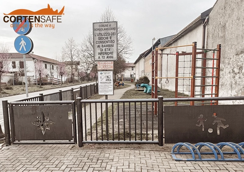 Parapetto modello Falcade HO3 e Cles H Steel per parco giochi - Borgolavezzaro (Novara) - 3