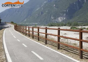 Staccionata Brunico H3C per la pista ciclabile di Longarone, Belluno.