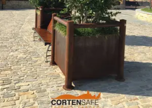 Vasi di Serralunga D'Alba in stile Cortensafe