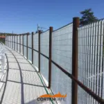 Parapetto Cles HGC GRID per un marciapiede su cavalcavia