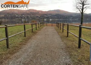 Staccionata Brunico H2C per percorso pedonale di Annone di Brianza.