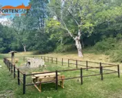 Staccionata Brunico H2C per area picnic di Assergi.