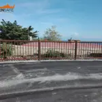 Parapetti Falcade HO3 per strada di Capoliveri.