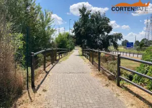 Parapetto Cles HSC grid per marciapiede di Casalmaiocco.