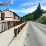 Parapetti Falcade HO3 per marciapiede a Corridonia.