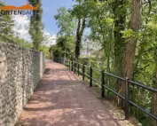 Staccionata Brunico H2C per percorso ciclopedonale a Costermano sul Garda.