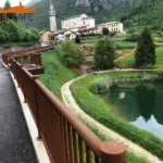Parapetto Falcade HO3 per marciapiede a Laghi di Posina.