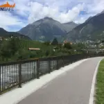 Parapetto Falcade HO3 e cancello Letizia per ciclabile di Lagundo.