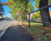 Staccionata Snake E2C per marciapiede di Macerata.