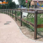 Staccionata Ortisei H2C per pista ciclabile di Monastier.