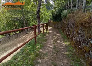 Staccionata Snake E2C e recinzione Pinerolo EC wire per sentiero di Montemignaio.