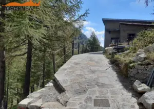 Staccionata Stelvio E2C per abitazione privata di Premia.