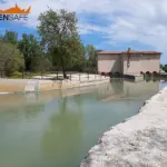 Staccionata Brunico H2C per zona di sbarramento fiume a Recanati.
