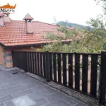 Parapetto Falcade HU nelle viuzze di San Marcello Piteglio.
