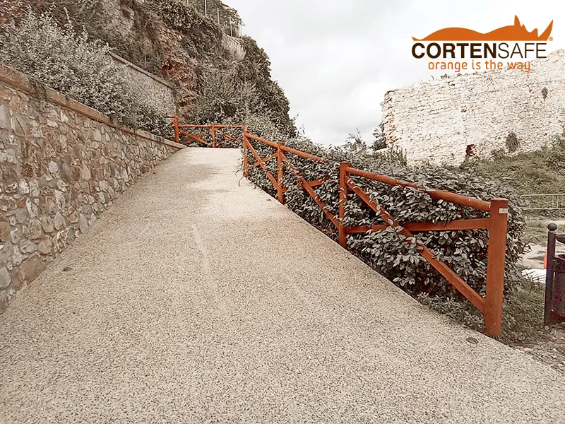 Staccionata-Cadore-H3C-3-in-Corten-a-Magliano-in-Toscana-Grosseto-(1) Staccionata Cadore H3C-3 in Corten per il Comune di Magliano in Toscana, Grosseto - 1