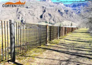 Recinzione Pinerolo per proprietà privata a Terlano.