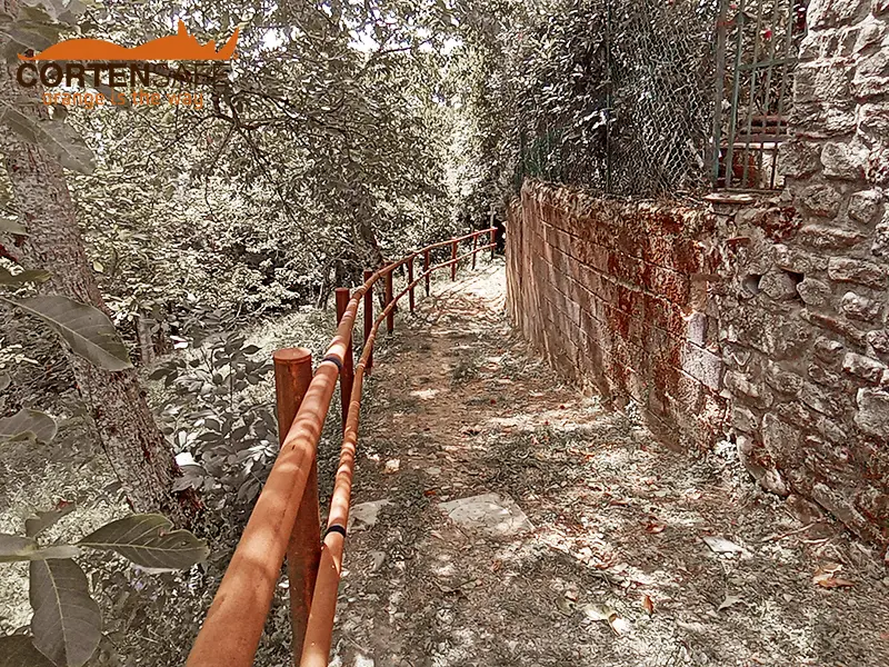 Soluzioni Cortensafe a protezione del percorso pedonale del castello di Montemignaio (Arezzo) - 5