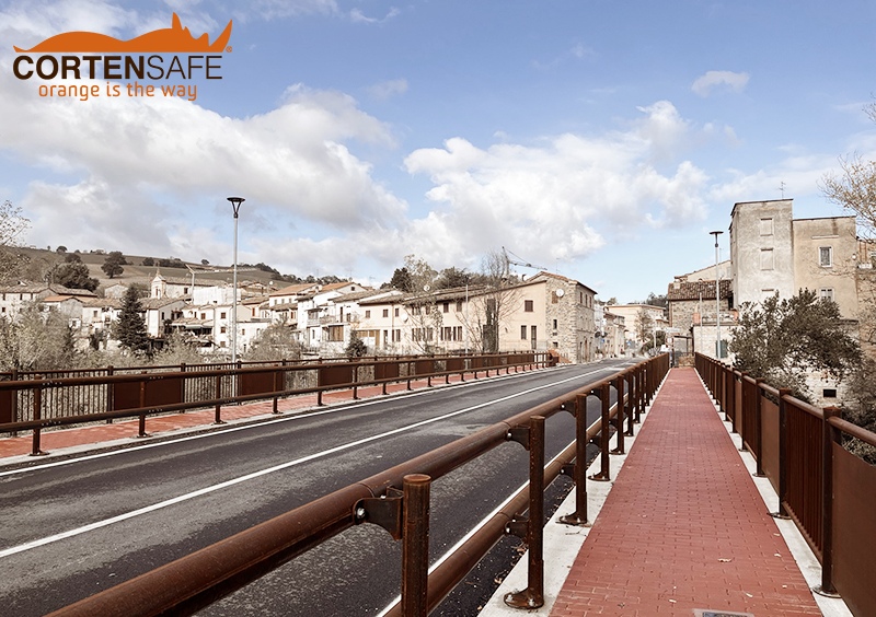 Parapetti e barriere stradali Cortensafe per il ponte Santa Maria di Belforte del Chienti - 3